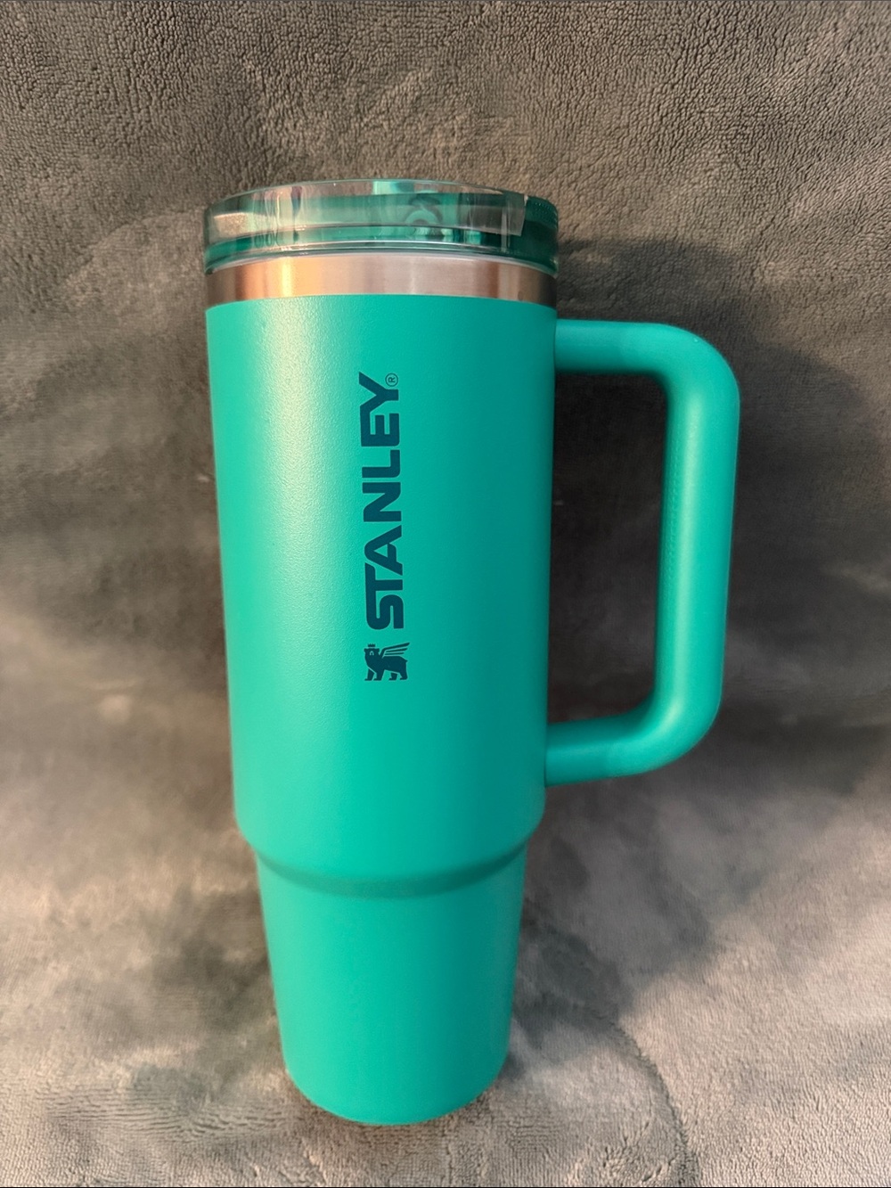 Stanley 30oz Travel Mug Tumbler with handle
